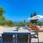Villa Chrisdina